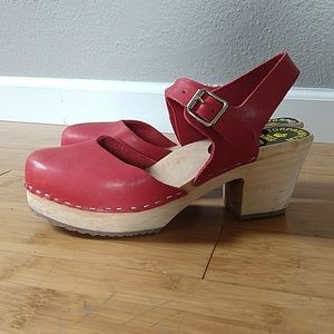 Lotta from Stockholm red Mary Janes